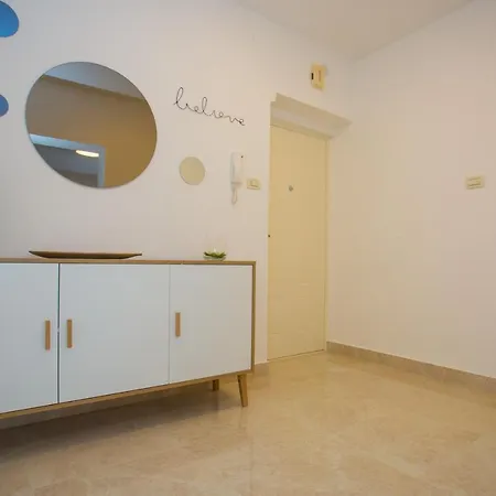 Πανσιόν Luxury Vibrass