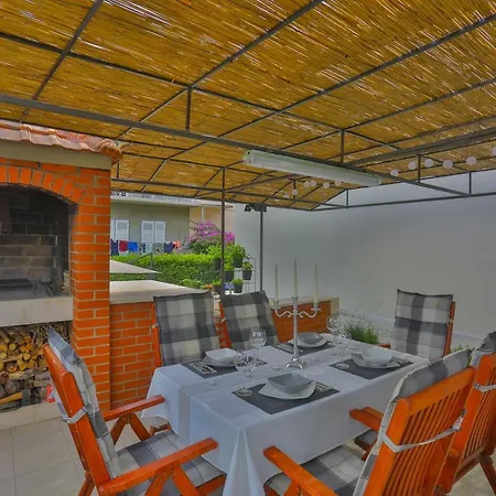 بيت ضيافة Luxury Vibrass