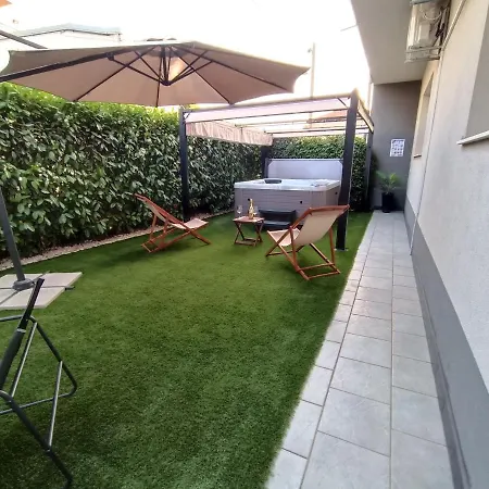 بيت ضيافة Luxury Vibrass سبليت