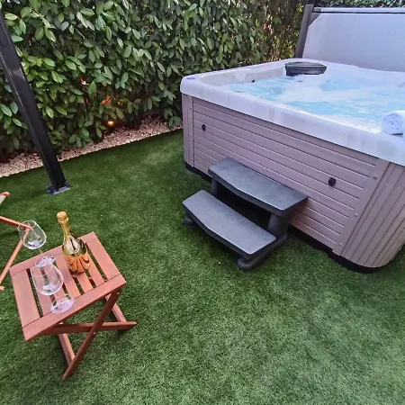 بيت ضيافة Luxury Vibrass